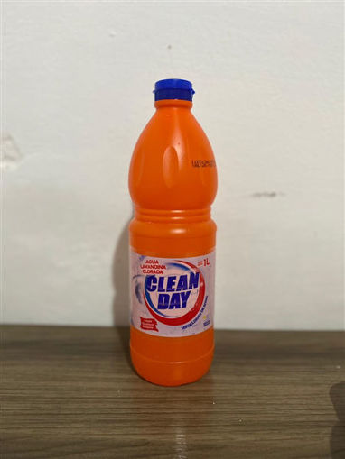 Imagen de AGUA LAVANDINA CLEAN DAY 1 LT (15 UNI)