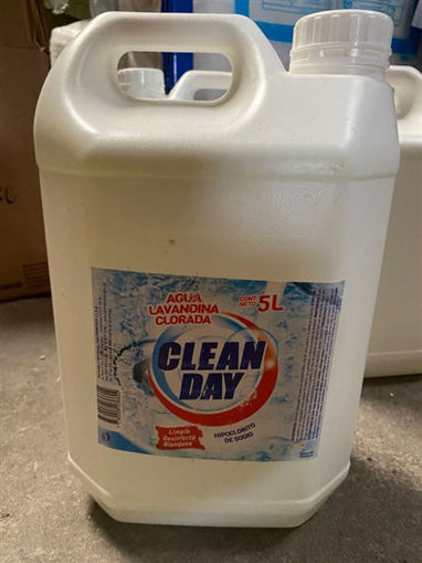 Imagen de AGUA LAVANDINA CLEAN DAY 5 LT